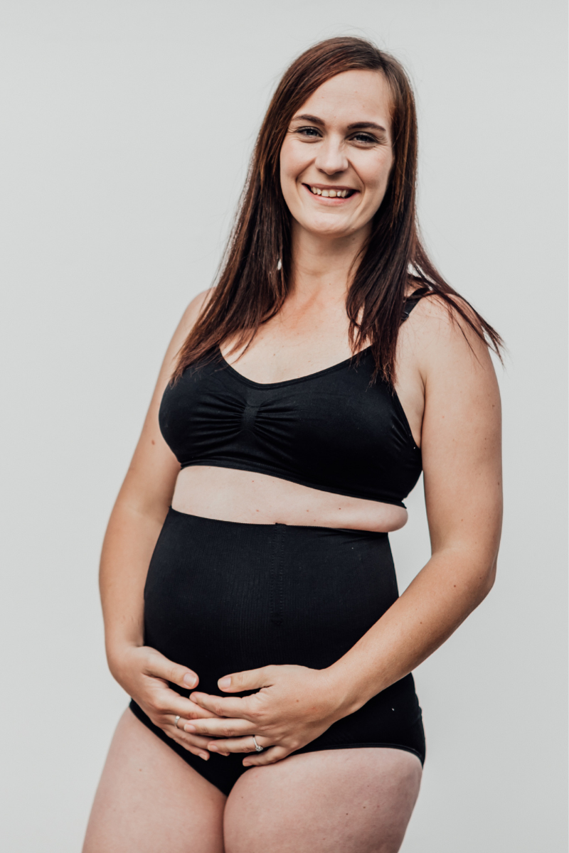 Kirsti | Super Stretch Nursing Bra | Black